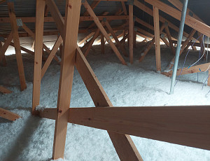 Zateplení novostavby rodinného domu pomocí foukané izolace